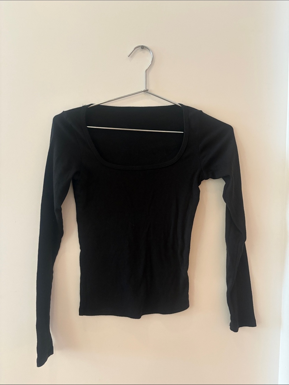 Los Angeles Apparel Black Long-Sleeve Scoop Neck Top